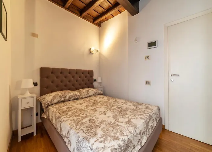 Guesthost - Piazza Di Spagna Classy * Рим